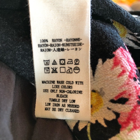 FREE PEOPLE FLOWERED MINI DRESS size 6 - SO CUTE!! - Picture 6 of 8